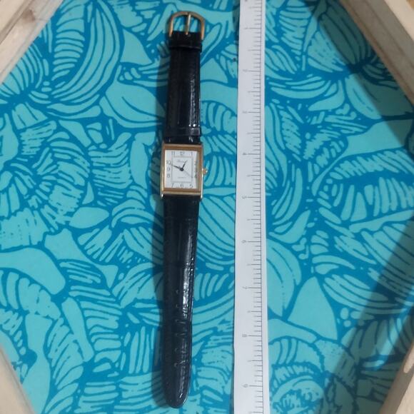 Watch with New Battery from Estate Sale ID34 - Picture 2 of 2